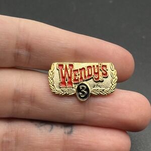 Wendy's Fast Food Restaurant 3 Years Of Service Employee Lapel Hat Pin